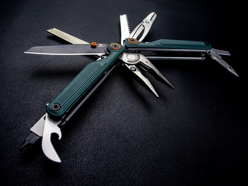 Leatherman Wave Alpha Cascadia Green Multi-Tool (WAVAL-CS)