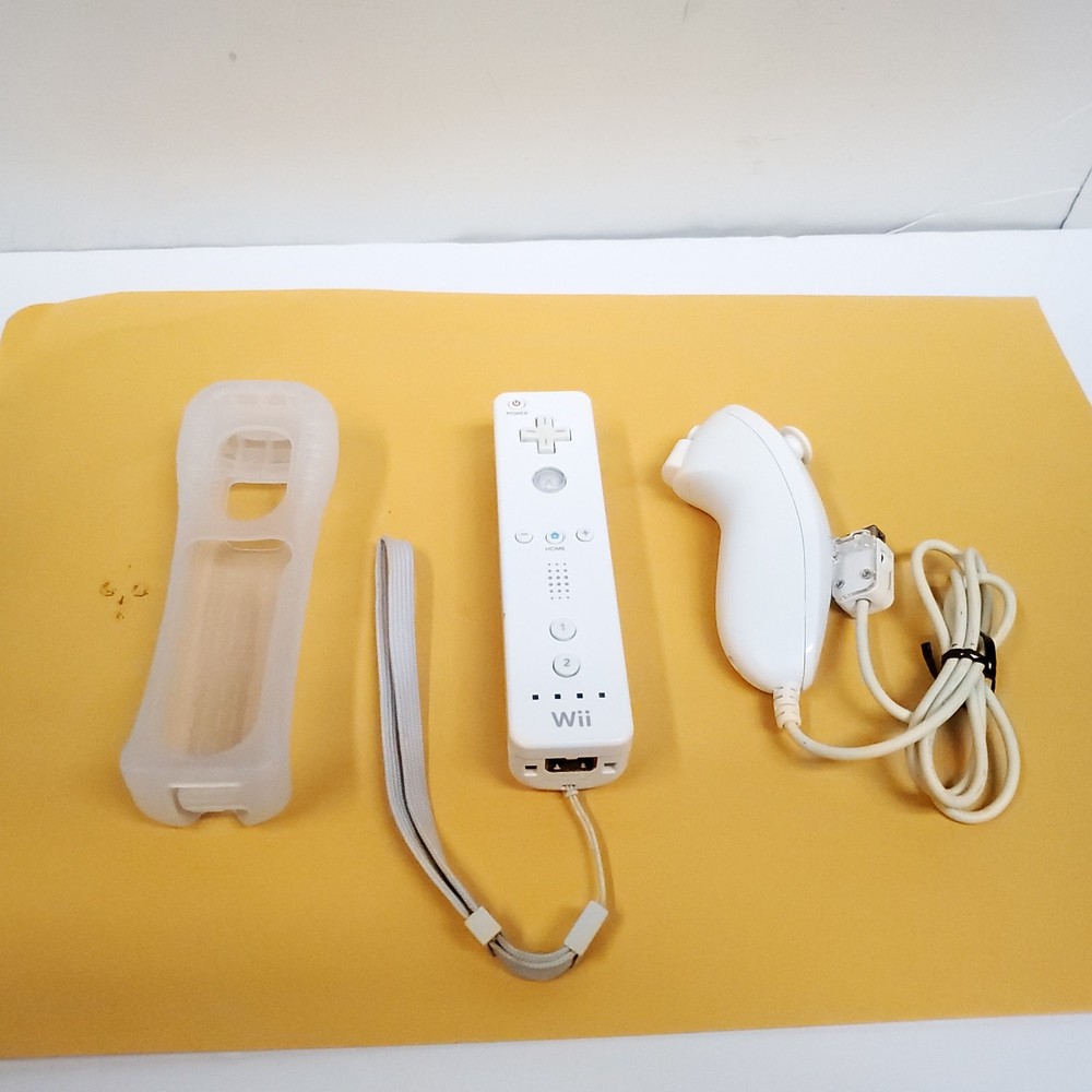 Official Nintendo Wii Controller