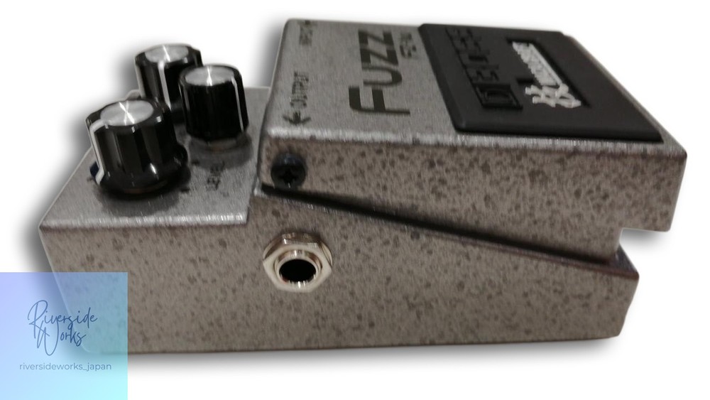 BOSS Fuzz FZ-1W
