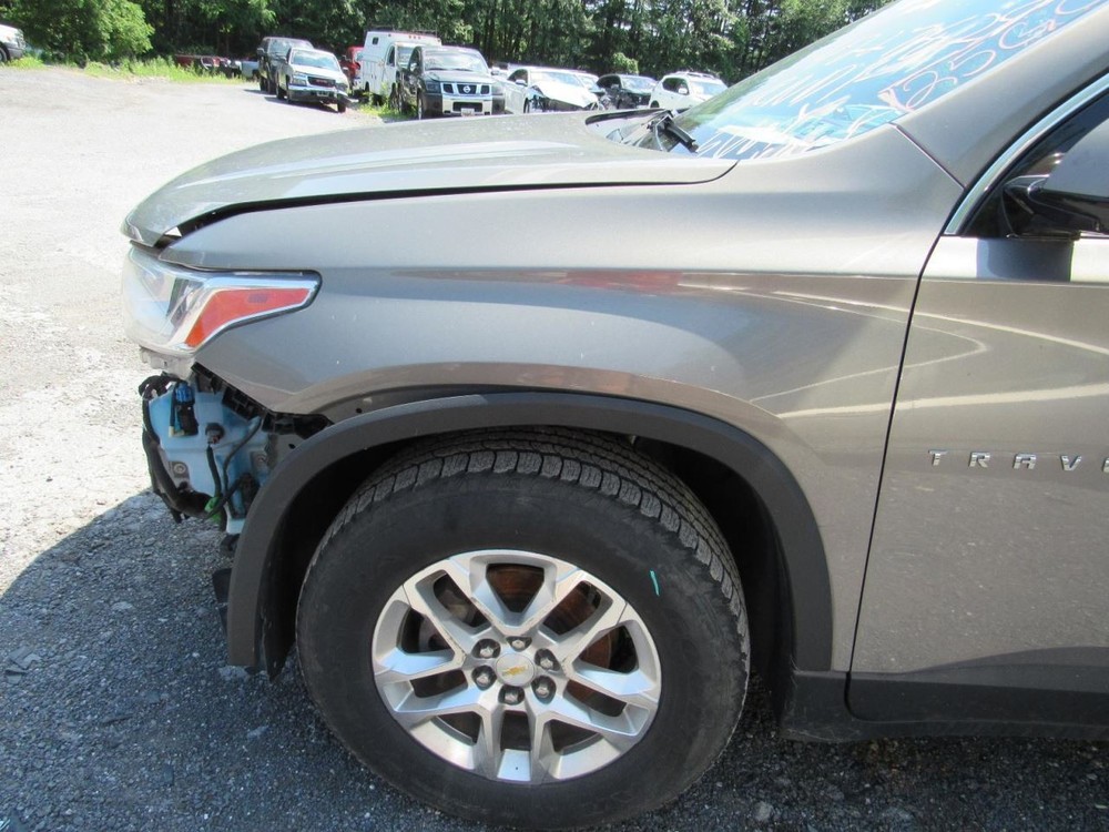 TRAVERSE 2018 Glove Box 1059611