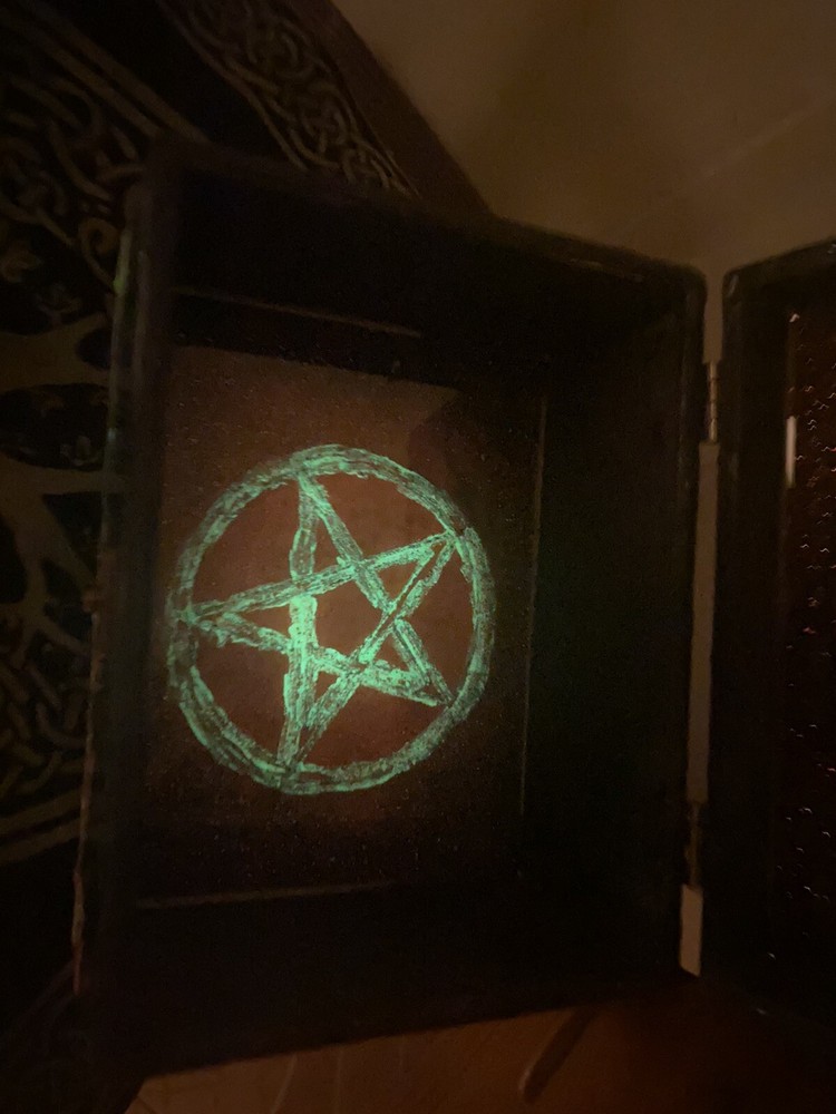 Large Witch Travel Altar