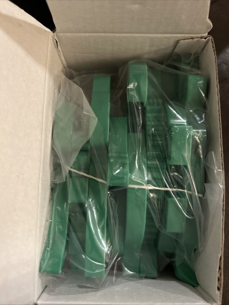 Dinosaur Toothpaste Squeezer