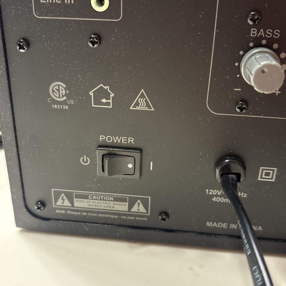 Labtec 3-PieceFlat Panel Multimedia Speaker System TESTED - Works GREAT!