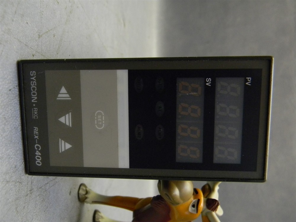 Syscon RKC REX-C400 Rex-C400F JA3-M-AB Temperature Control