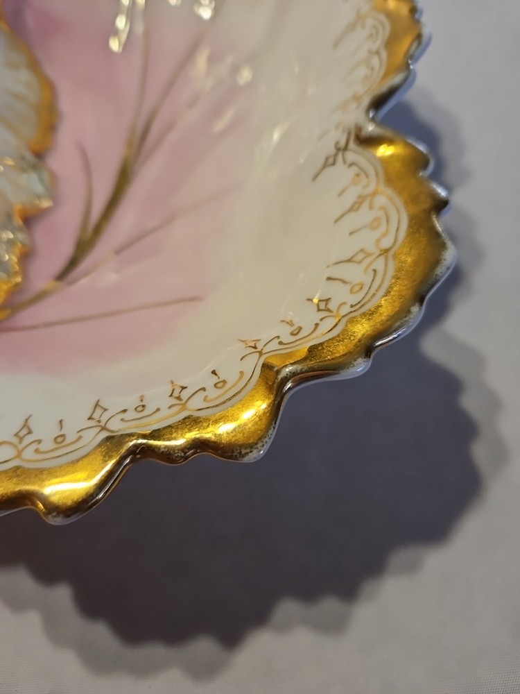 Gold Trim Double Leaf Bowl with Handle