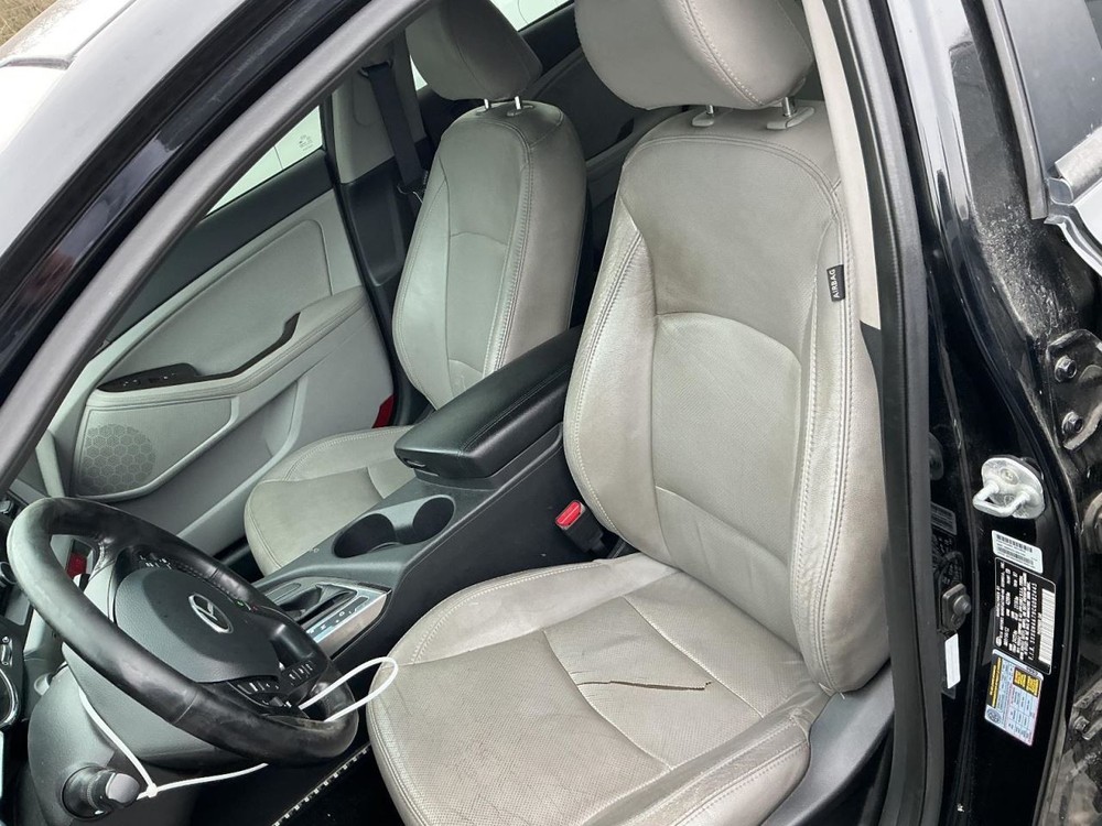 OPTIMAKIA 2012 Glove Box 4984493