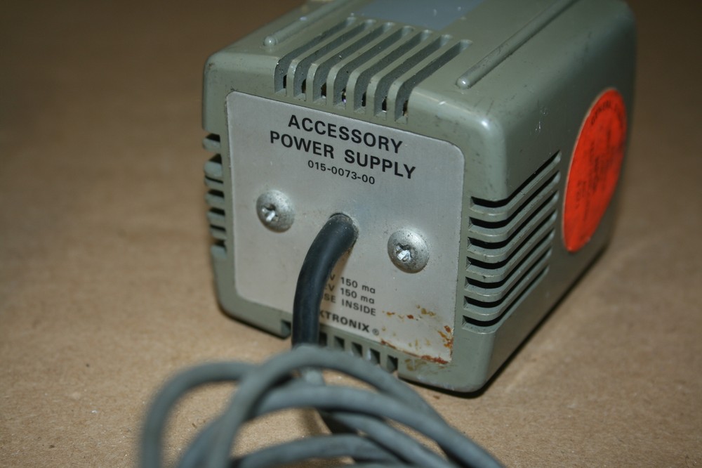 Tektronix Accessory Power Supply 015-0073-00