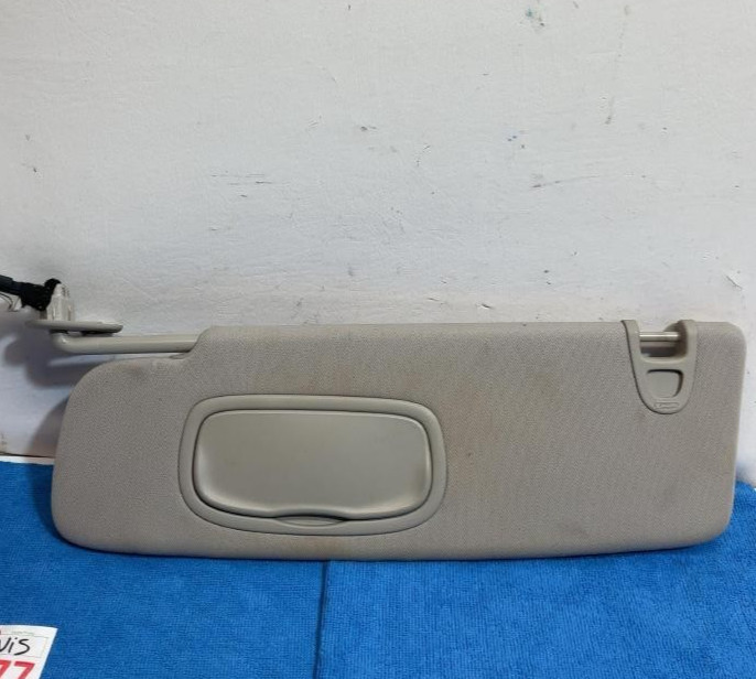 2017-2020 Chrysler Pacifica Left Sun Visor Driver Illuminated Gray OEM