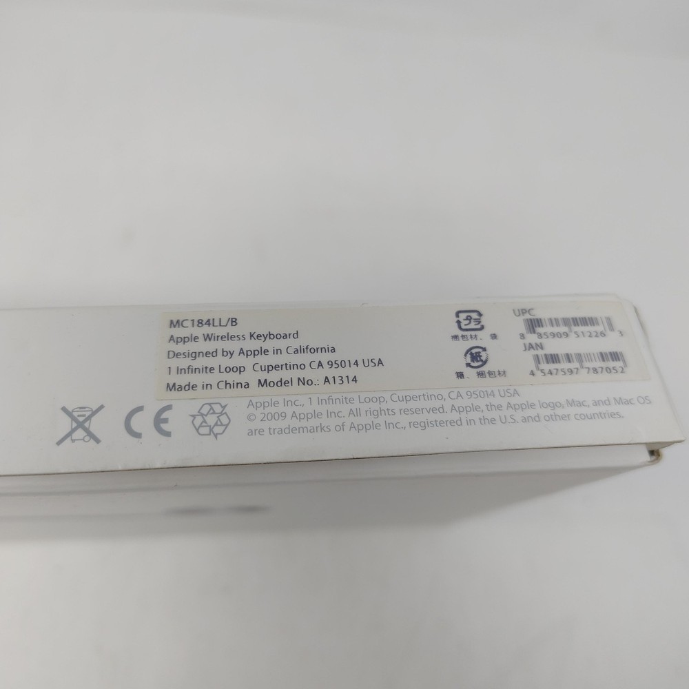 Apple Wireless Keyboard A1314 - Aluminum - Mac - Silver