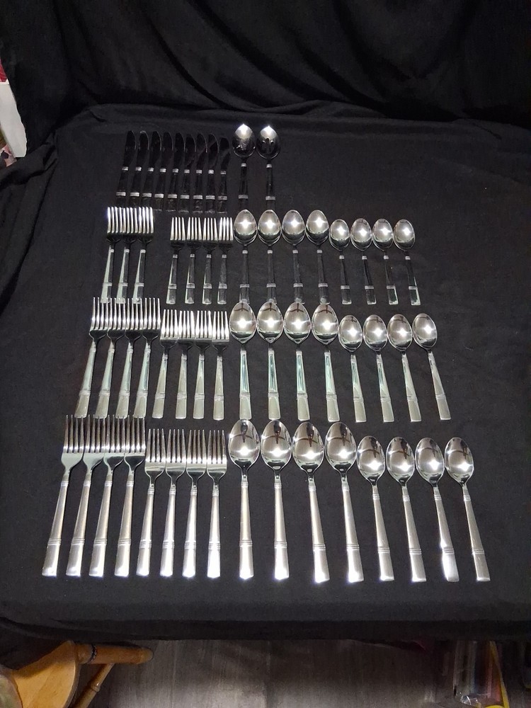 58 Pc Set Cambridge Braylen Mirror Stainless Bands Flatware Silverware