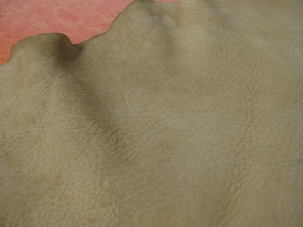 Nubuck Deer Leather #0018011 Row 145