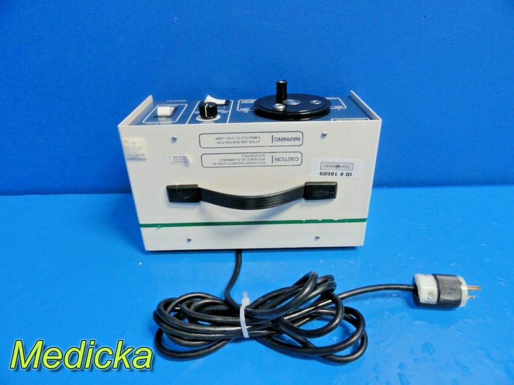 CUDA Products M2-150 Universal Dual Quartz Halogen Light Source W/Head-Set~18609