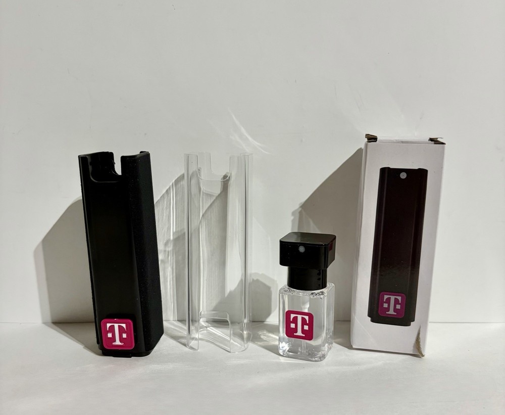 T-Mobile Phone Screen Cleaner Spray Microfiber Plastic Case NEW