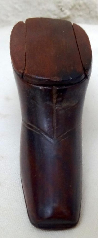 ANTIQUE SNUFF SHOE