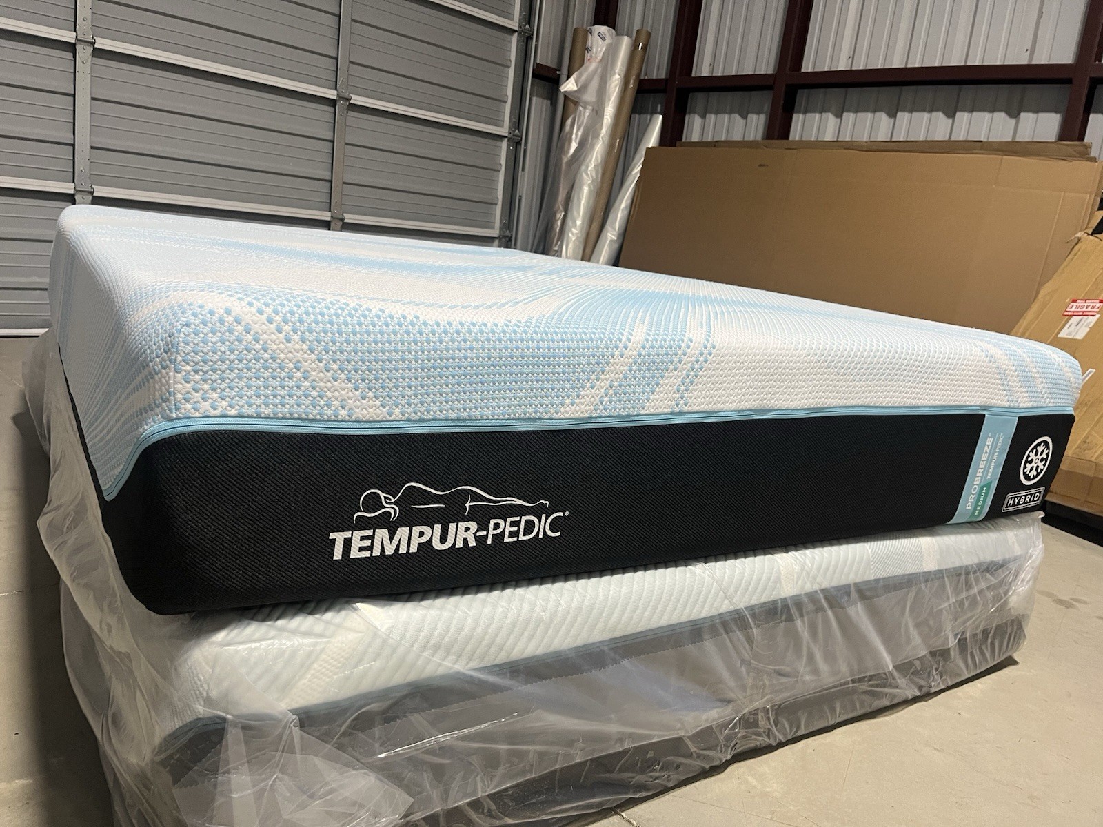 New Tempurpedic ProBreeze Medium Hybrid 2.0 KING MATTRESS $5,299 Free Shipping