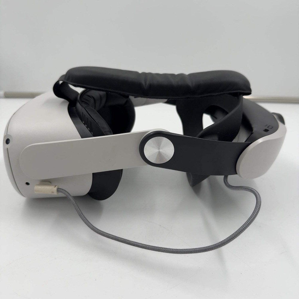 Meta Quest 2 128GB PC VR Headset KW49CM