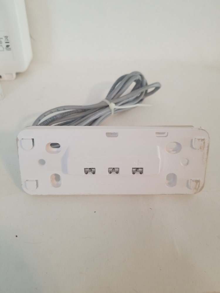 Sercomm SR-KPD02 ATT Security System Keypad + Accessories