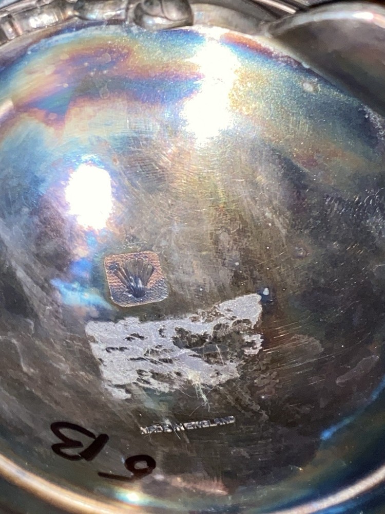 Silver plated Tea Pot With Wooden Handle /England