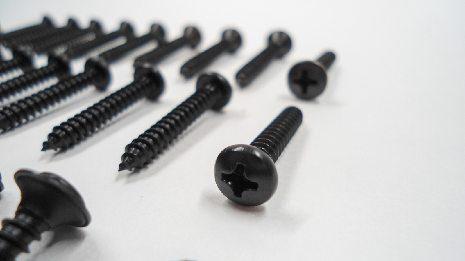 10 BLACK DASH INSTRUMENT BEZEL & 20 INTERIOR SCREWS! FOR 1973-1987 GM GMC PICKUP