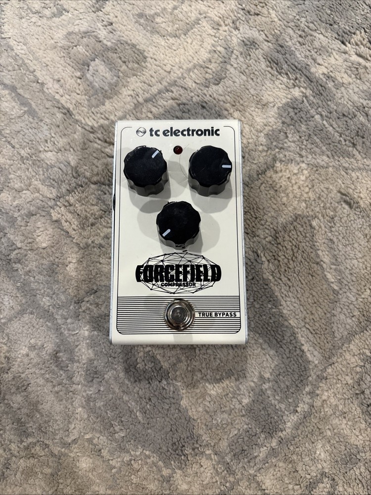 TC Electronic Forcefield Compressor Sustainer True Bypass Guitar Effect Pedal