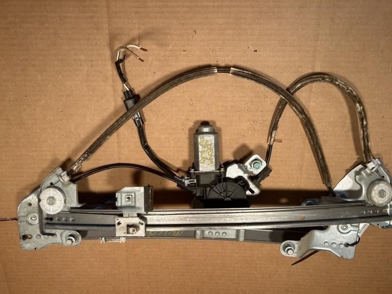 F150NEW 2004 Glove Box 18849
