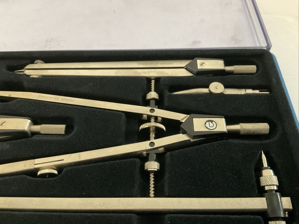 Staedtler Mars Masterbow 9 pc Drafting Set in Original Case + Mars 700 pens