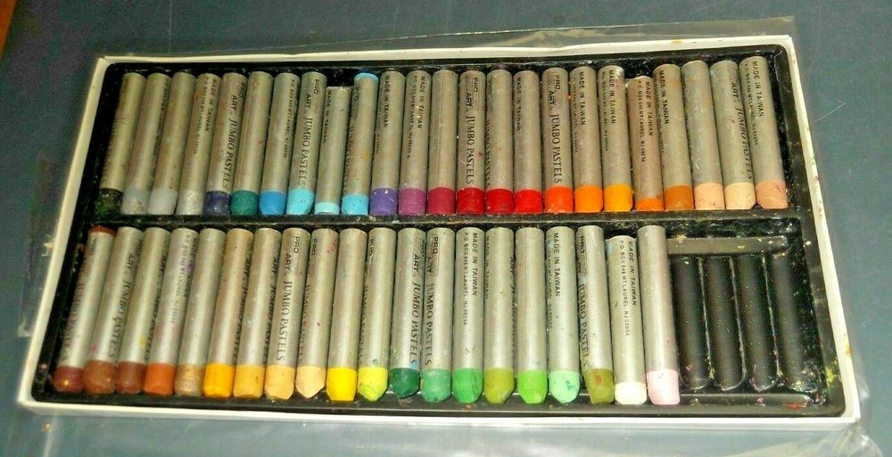PRO ART JUMBO PASTELS 44 COUNT