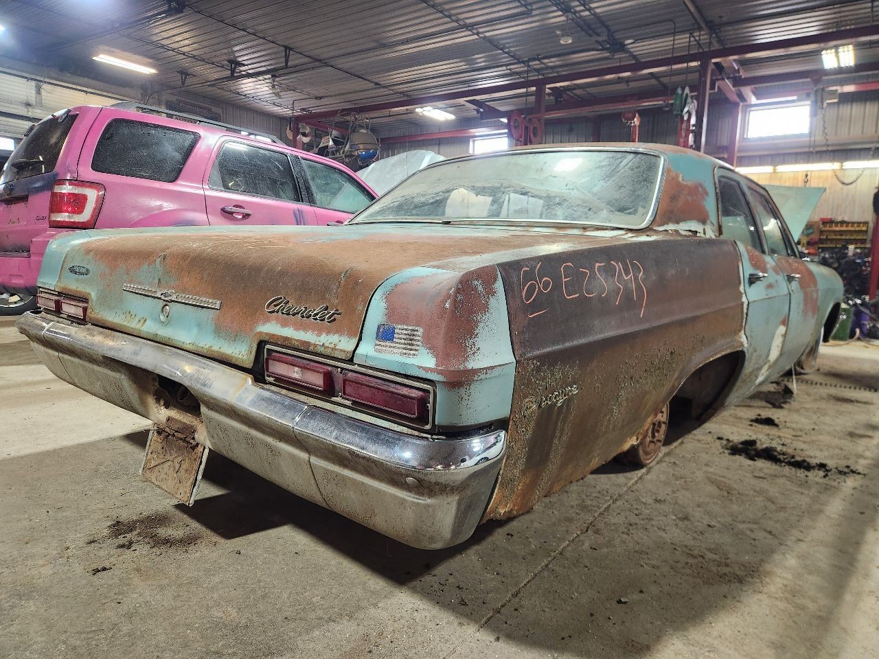 Manual Transmission 3 Speed 6-250 Fits 1966 CHEVROLET BISCAYNE 1325865