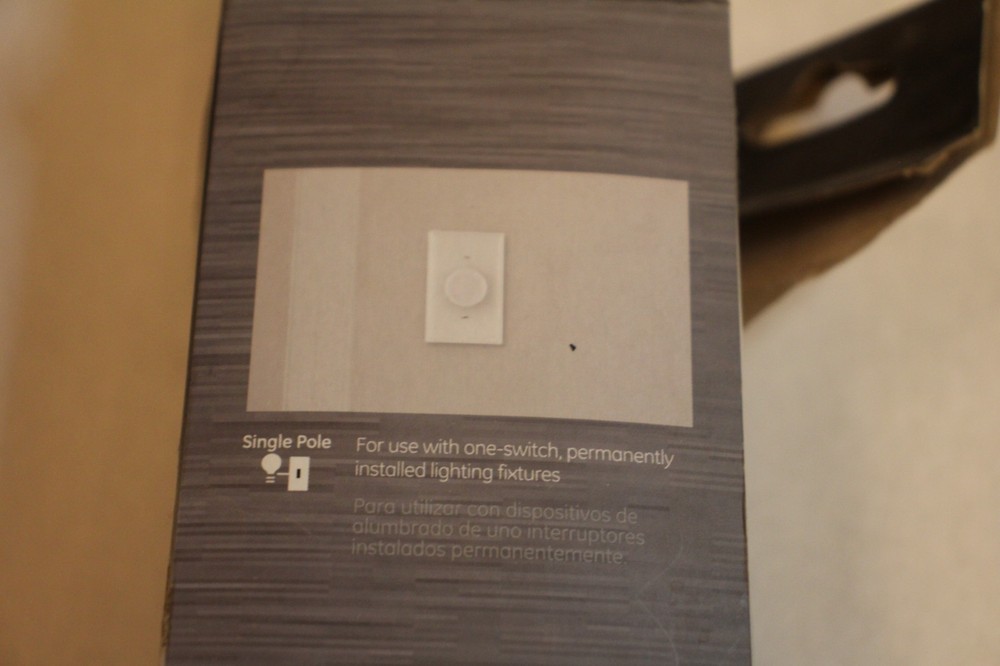 GE Single Pole Dimmer Knobs Rotate on/off, White new open box