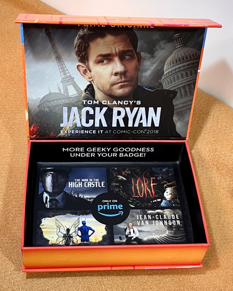 2018 SDCC COMIC-CON Box, Badge & Comic-Con “Eye” Pin, Walking Dead