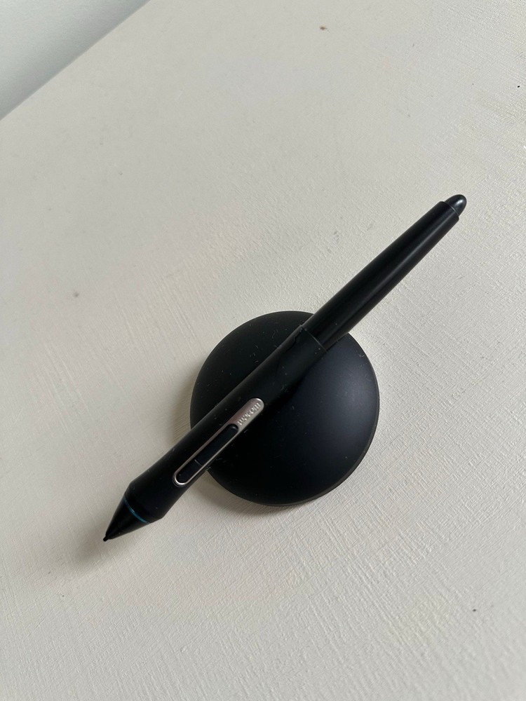 Wacom Cintiq Pro 13" Creative Pen Touch Display