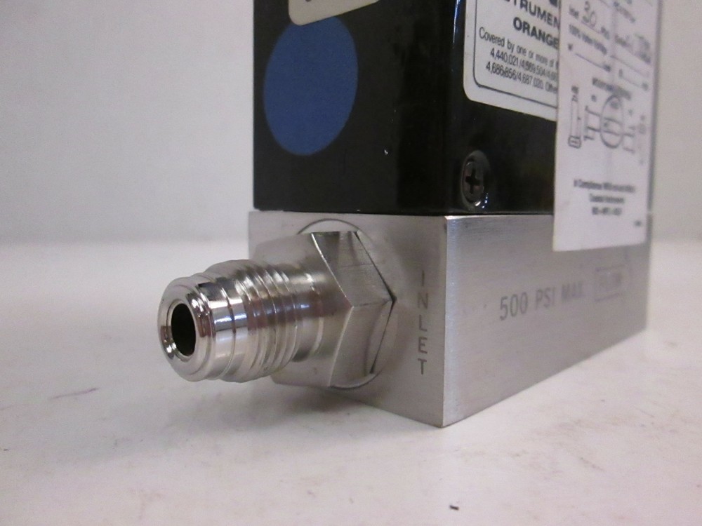 Unit UFC-1100 Mass Flow Controller, 95%N2, 500 SCCM, Used