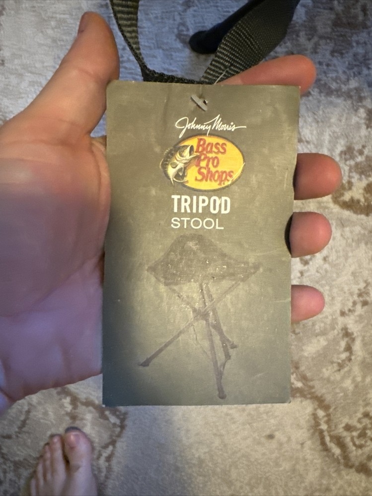 Bass Pro Shop Tripod Stool
