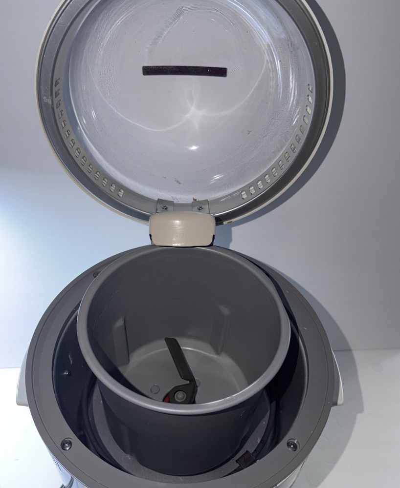 Welbilt bread machine abm-100-4 Tested And Working Bread Maker