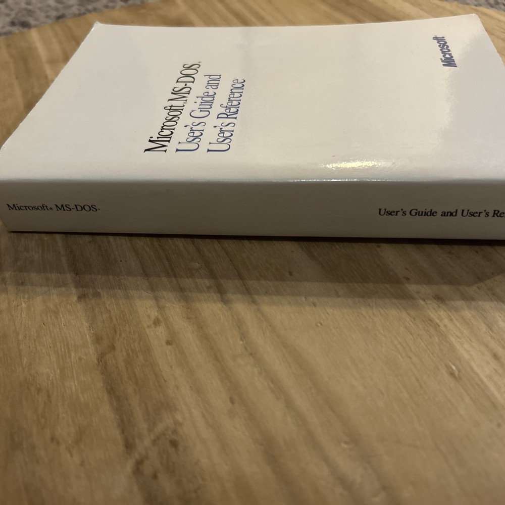 VINTAGE 1988 MICROSOFT MS-DOS USER'S GUIDE AND USER'S REFERENCE MANUAL NICE!