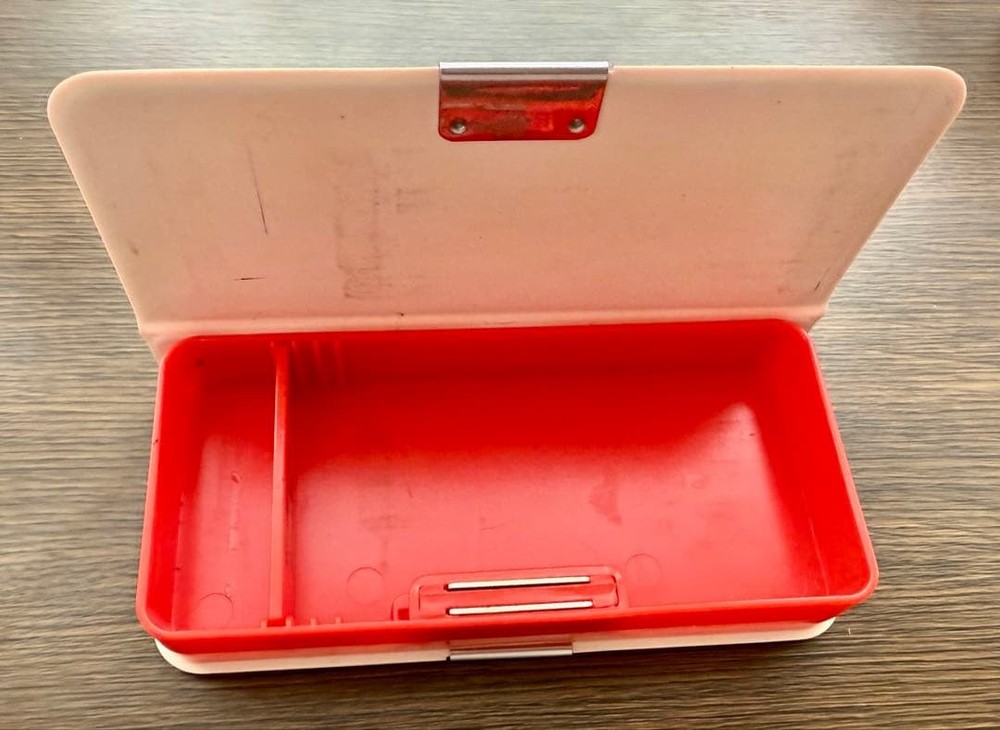 Hello Kitty mini pencil case with pencil #a3b5d7