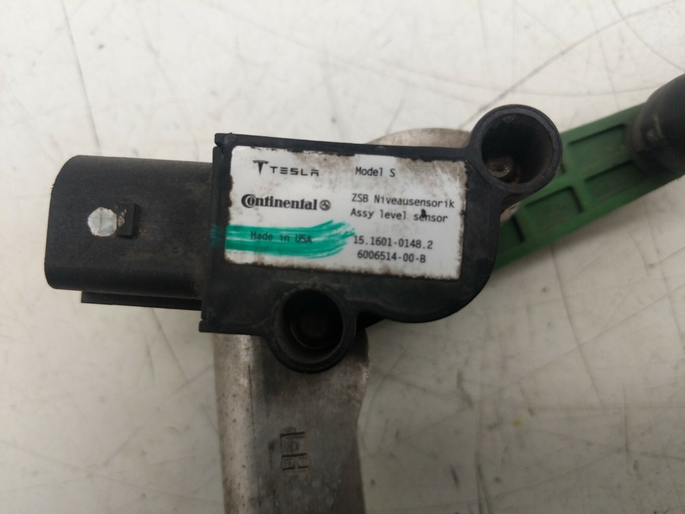 ⭕ 12-15 Model S Front Driver Side Air Ride Height Level Sensor Left 6006514-00-B