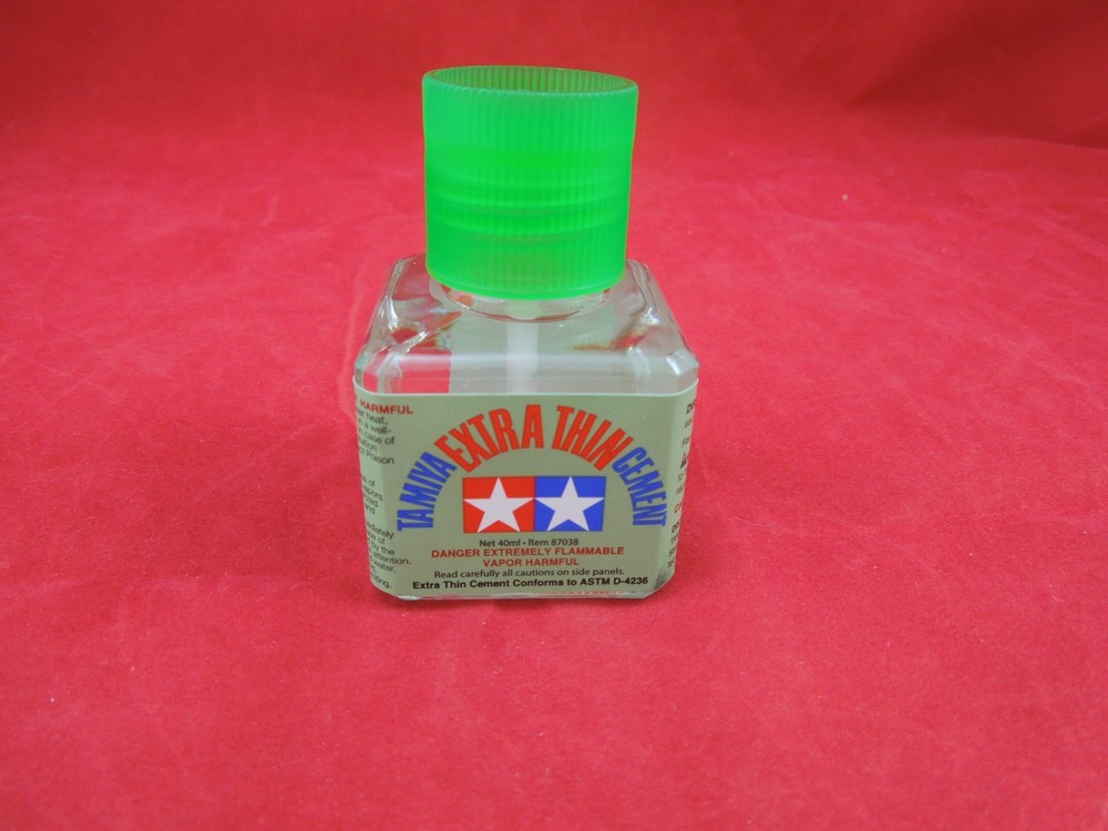 TAMIYA 87038 EXTRA THIN CEMENT PLASTIC MODEL GLUE 40 ml MODELING