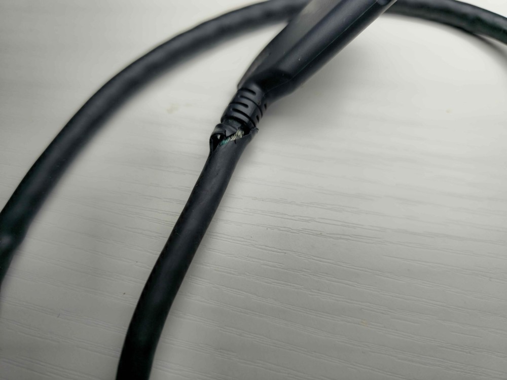 HTC VIVE Pro Short All-In-One Cable for VIVE Pro Wireless Adapter - UNTESTED