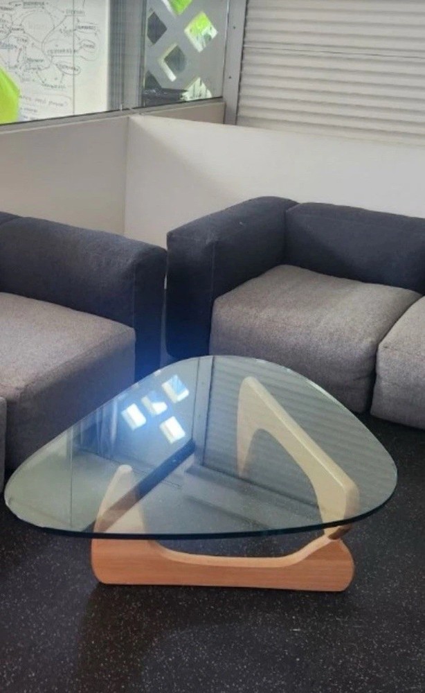 Herman Miller Noguchi Table