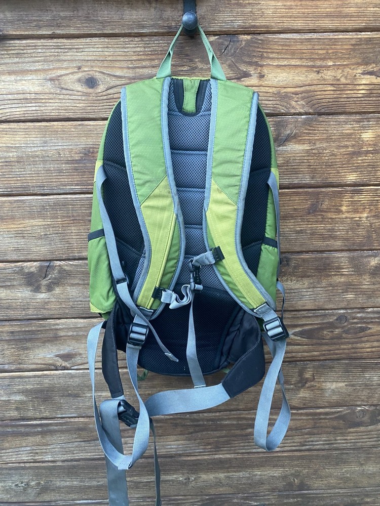 L.L. Bean Escape Day Pack In Lime Green 2010 Backpack