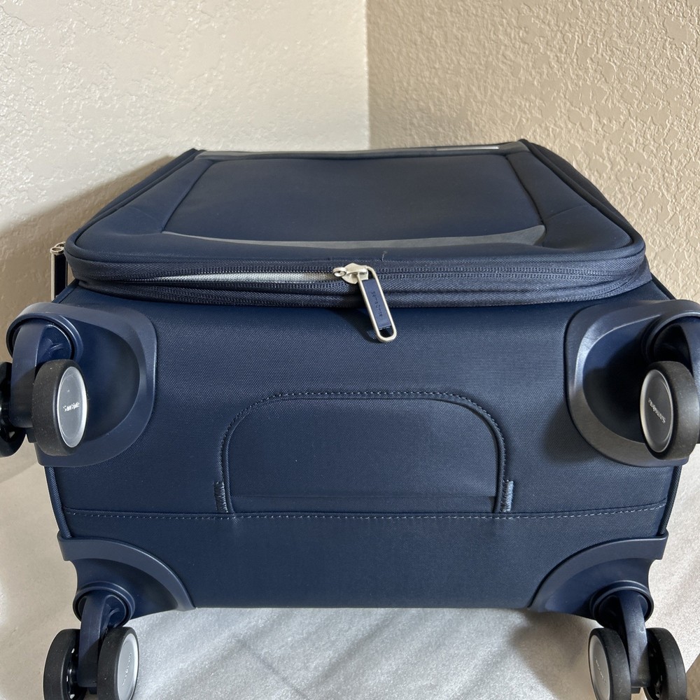 Samsonite Elevation Plus Softside Carry on Expandable Spinner Suitcase MIDNIGHT