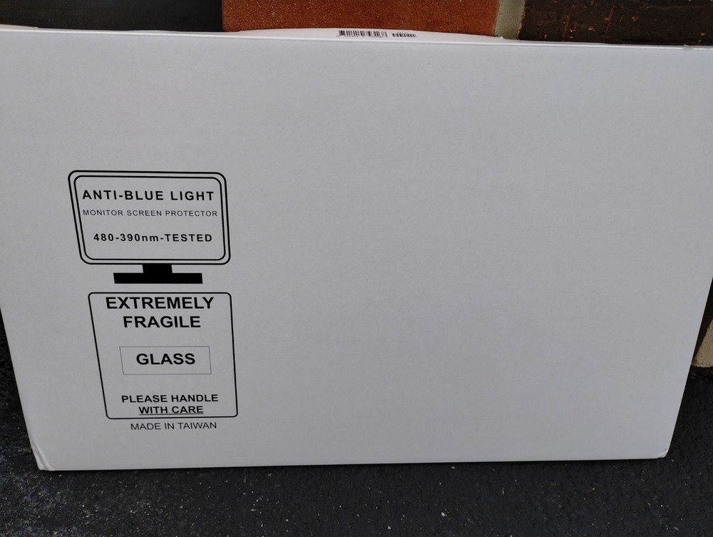 Universal Blue Light Blocking Screen Protector For 21-22" .