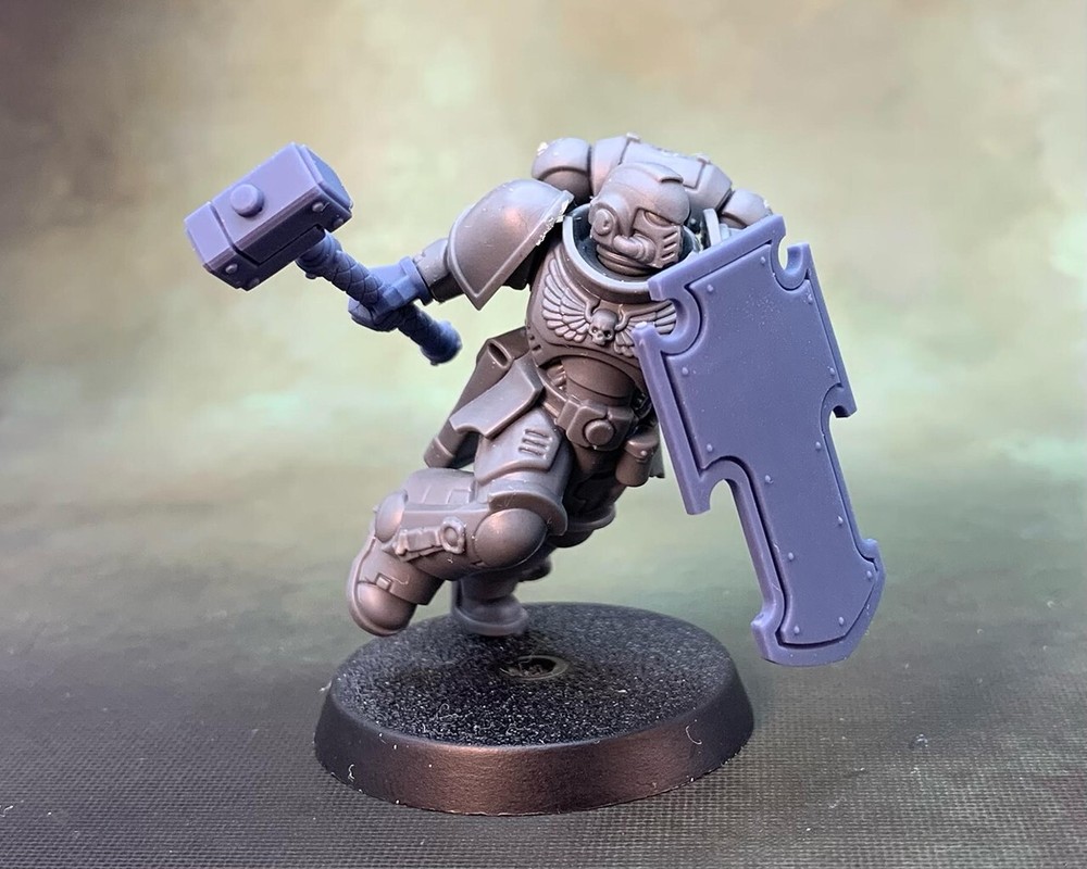 Tower Shield Blank Basic A Left - compatible w 40k Primaris stormshield
