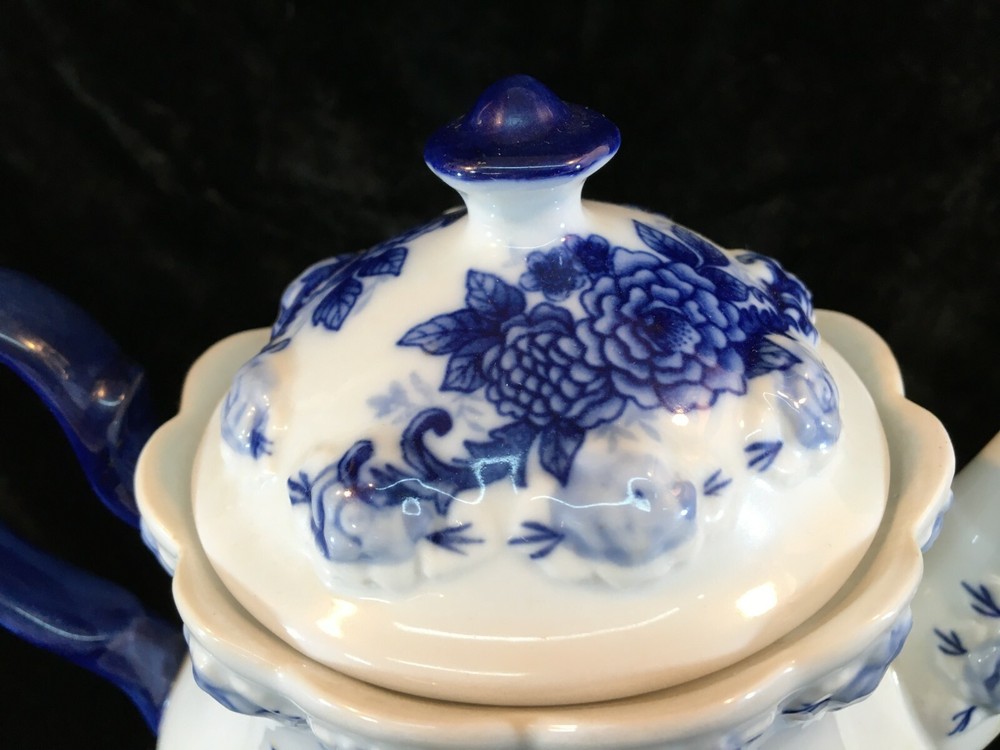 Embossed Blue Floral Ceramic Tea Pot