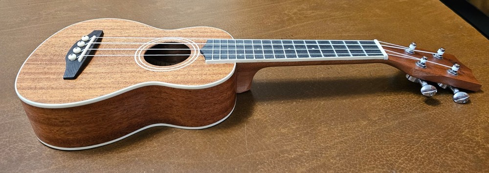 GMX 21" Acoustic Ukulele Kit
