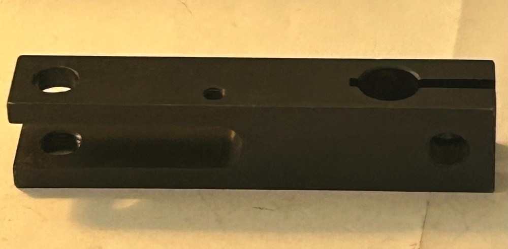 553811 Yoke, Assy