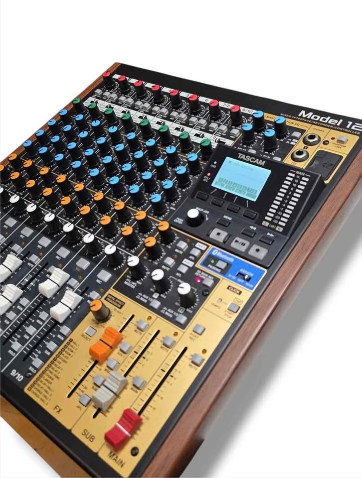 Tascam Model 12 Mixer Recorder Interface w/ Odyssey Case Powers On Clean