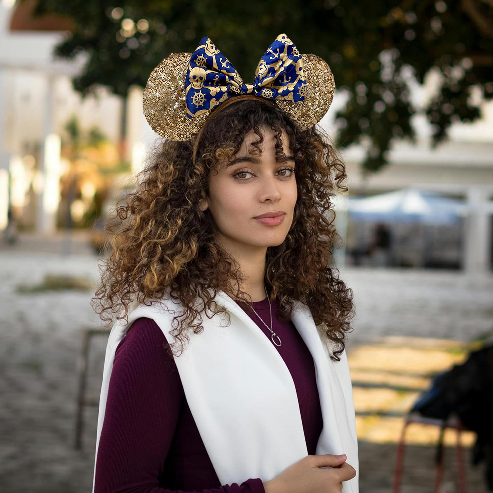 💖 Disney Parks Pirates of the Caribbean Minnie Ears Headband Gold Sequin 2025