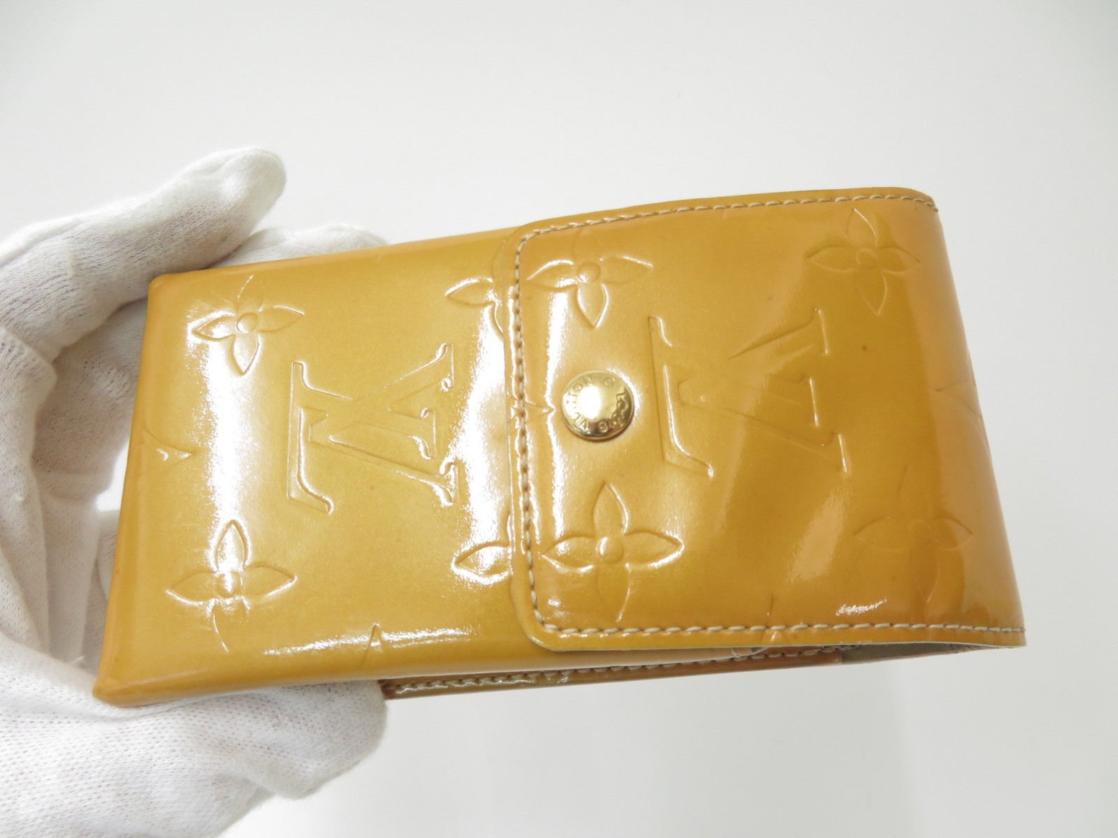 LOUIS VUITTON Cigarette Case Monogram Vernis shoulder bag F#50588